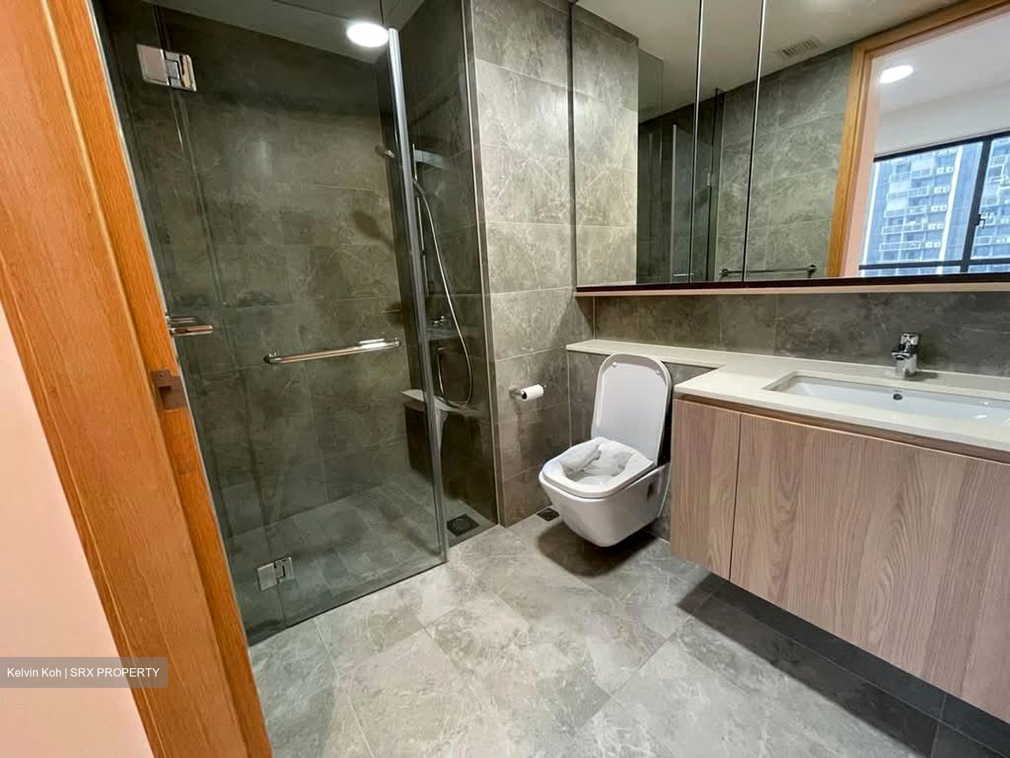 Twin Vew (D5), Apartment #574734991